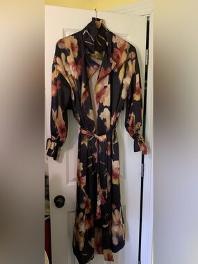 Zara Accessories WrapTrench Coat Duster Tie Sleeve Deep Blue Black AbstractPrint